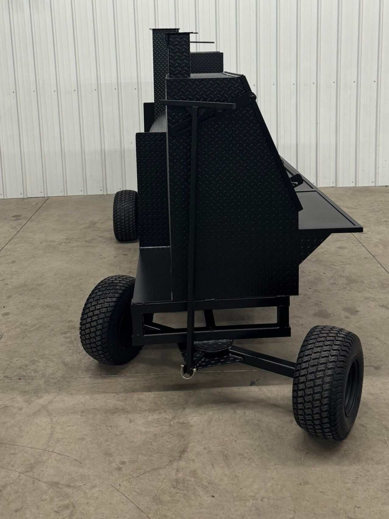 SNS Competition Wagon Smoker with grill, large black metal smoker on wheels with pull handle for backyard BBQs