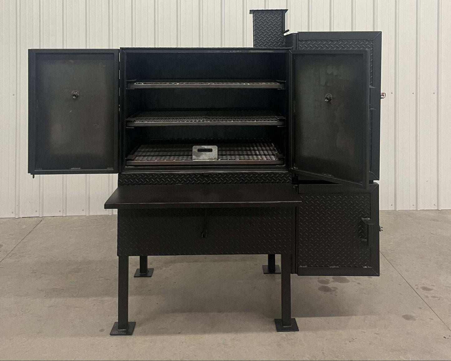 SNS 40 smoker cabinet with large 30x40 inch chamber, three racks, double-walled insulated firebox, heavy-duty construction for patio or concession use