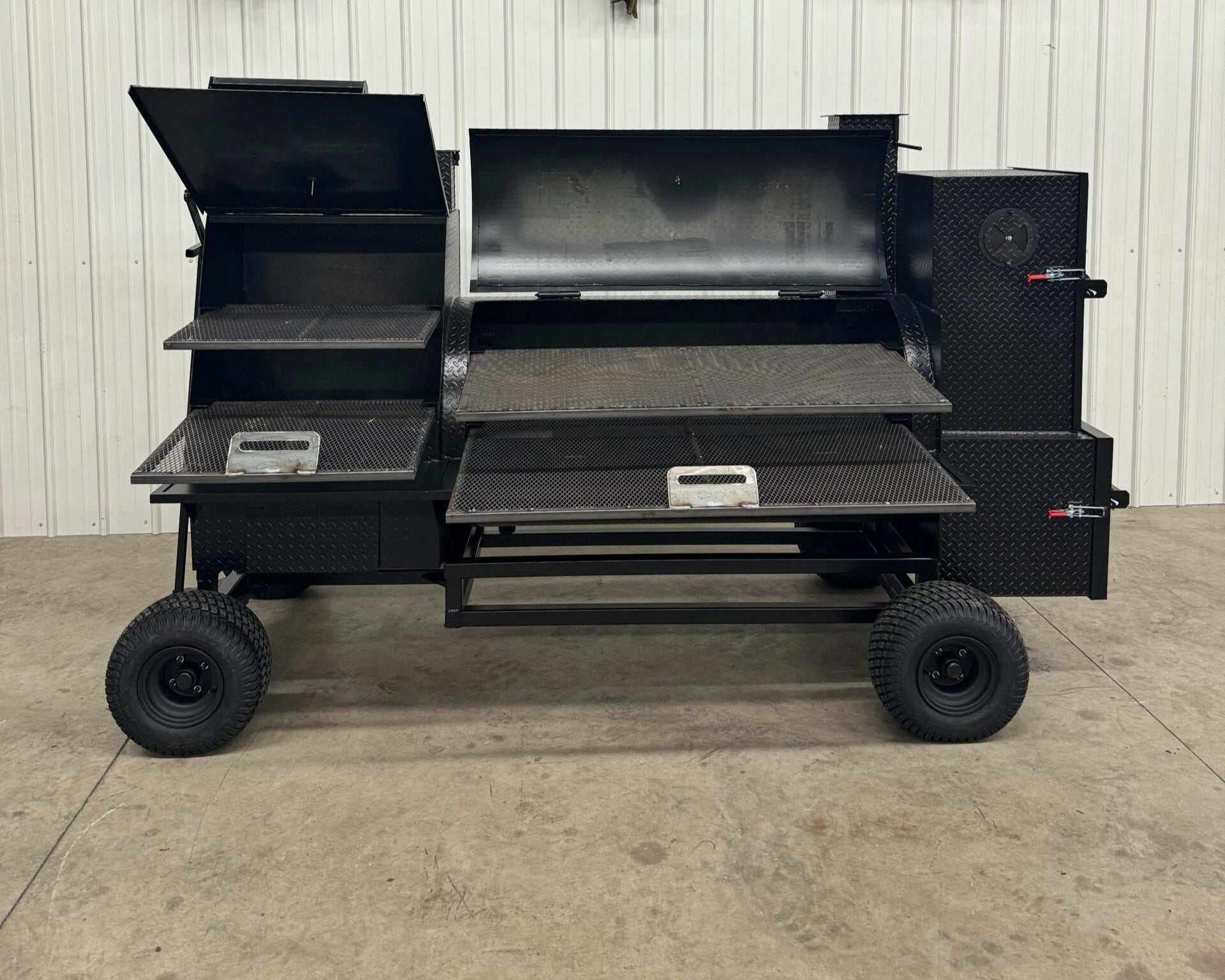 Backyard BBQ Smokers SNS Competition Wagon Smoker With Grill - Blowin' Smoke Cookers